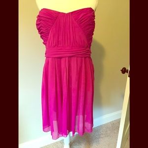 Badgley Mischka Fuchsia strapless chiffon dress